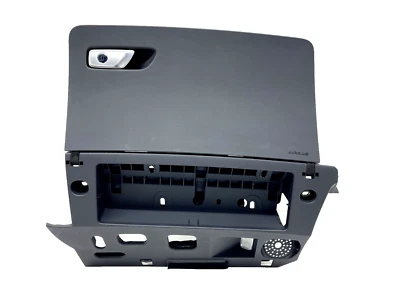 GUANTERA AUDI TT TTS 8S MK3 8S 2016-2023 NEGRA 8S0 880 842 D OEM* Foto 1 de 4