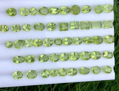 37.30 Carats Natural Peridot Faceted Loose Gemstones Lot From Pakistan  - Image 1 of 4