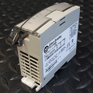 Allen-Bradley - 1762-IF2OF2 - MicroLogix 1200 - Analog Combination Module - Picture 1 of 12