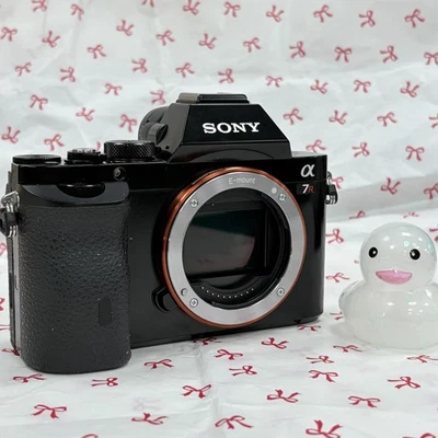 Câmera Digital SLR Sony Alpha A7R 36.4MP Testada Somente o Corpo em Inglês - Imagem 1 de 4