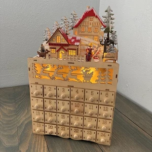 "Calendario de cuenta regresiva de Navidad de Adviento de madera iluminado por Martha Stewart 14"" (INS)" - Imagen 1 de 12