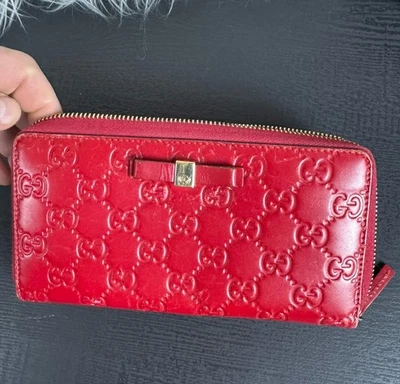 Cartera Gucci Mujer Roja Cremallera (Guccissima) Cuero Usada Auténtica Buen Estado Foto 1 de 4