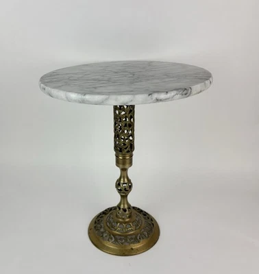 Mesa superior de mármol estilo bistró francés de colección con base de filigrana de latón soporte para plantas Foto 1 de 4