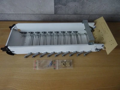 Tamiya Königstiger  1:16, Unterwanne mit Anbau- u. Zusatzteilen, generalüberholt - Bild 1 von 4