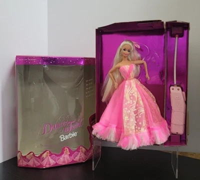 Muñeca Barbie Dance 'n Twirl 1994 Mattel 11902 - INCOMPLETA sin probar - Caja dañada Foto 1 de 4