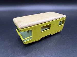 Matchbox Trailer Caravan No 23 Yellow Lesney England Broken Top Piece - Picture 1 of 4