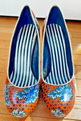 Oh Deer! 7.5M Platform Heels,Bold Orange Blue Geometric Print Pumps,4” heel - Image 1 of 4