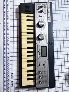 KORG microKORG XL Keyboard Synthesizer Vocoder *No Mic* - Picture 1 of 18