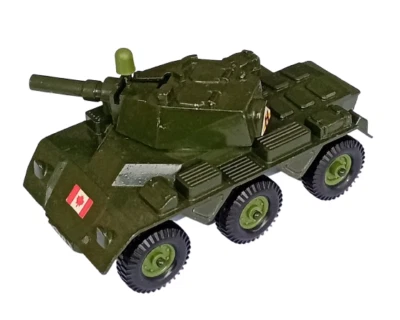 Crescent Toys SALADIN 6x6 ARMOURED CAR 1:32 Scale Vintage Diecast No.2154 - Image 1 of 4
