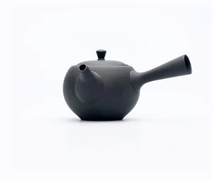 Azmaya Japanese Tokoname Teapot - Black Unglazed Ceramic 225ml Round Kyusu - Picture 1 of 4