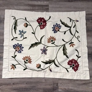 Leinenquelle Standard Schein Sloane Garten Crewel bestickt Landhaus Kern Blumen - Bild 1 von 9