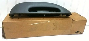 New OEM GM 12479876 01-02 Savana Express Front RH Passenger Side Armrest Pewter - Picture 1 of 12