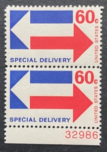 US Stamps Scott E23 60c 1971 Special Delivery pair with plt # VF/XF M/NH. Fresh - Picture 1 of 3