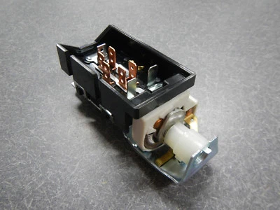 61 62 63 Buick Skylark Special Headlight Switch Head Lamp Siwtch 1961 1962 1963 - Image 1 of 4