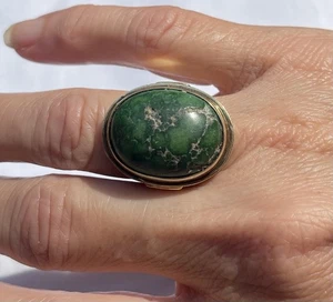 Vintage 14K Classic Varicite Turquoise Cabochon Ring Size 6.5 - Picture 1 of 12