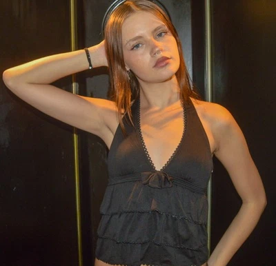 Camiseta Tankini Juicy Couture Halter con Volantes Talla Pequeña Foto 1 de 4