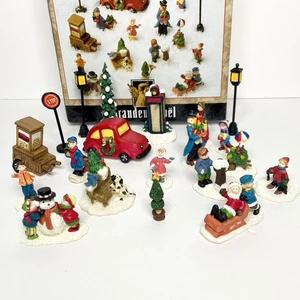 Juego de 20 estatuillas de pueblo de Navidad Grandeur Noel resina - Imagen 1 de 3