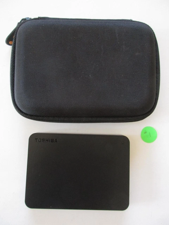 TOSHIBA HDTB410XK3AA 1TB PORTABLE HARD DRIVE & PROTECTIVE ZIPPER CASE #1 - Image 1 of 1