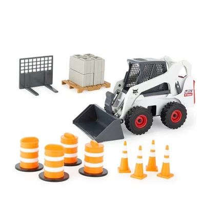 Juego de minicargadora Tomy 1:16 Big Farm Bobcat S450 con accesorios vehículo de juguete para niños 3+ Foto 1 de 4