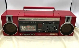 Radio Cassete RX-C46 de colección usado rojo de Japón M - Imagen 1 de 5