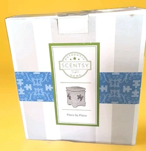 Scentsy Candela Scaldacera "Pezzo per Pezzo" Autismo Parla Full Size Puzzle Design - Foto 1 di 10
