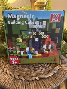 Magnetbausteine Bauspielzeug für Kinder: 200 Stück Magnetwürfel DAMPF Architektur - Bild 1 von 2