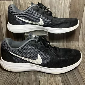 Nike Revolution 3 Black Running Shoes Sneakers Men's Size 10 819300-001 - Picture 1 of 12