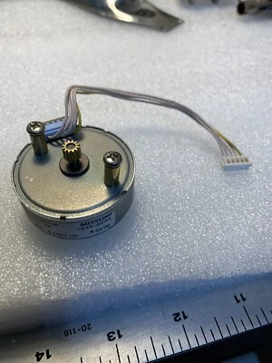 M42SP-7P MITSUMI STEPPING MOTOR 54.5 ohm ROUND CORE - Image 1 of 4