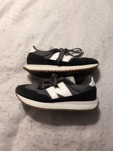 New Balance 237 GS J Black with moonbeam (GS237PF) Boys Size 3.5M - Picture 1 of 11