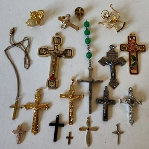 18 Vintage Christ Katholisch Anhänger Pin Kruzifix Halskette Vaterunser Peep Lot - Bild 1 von 18