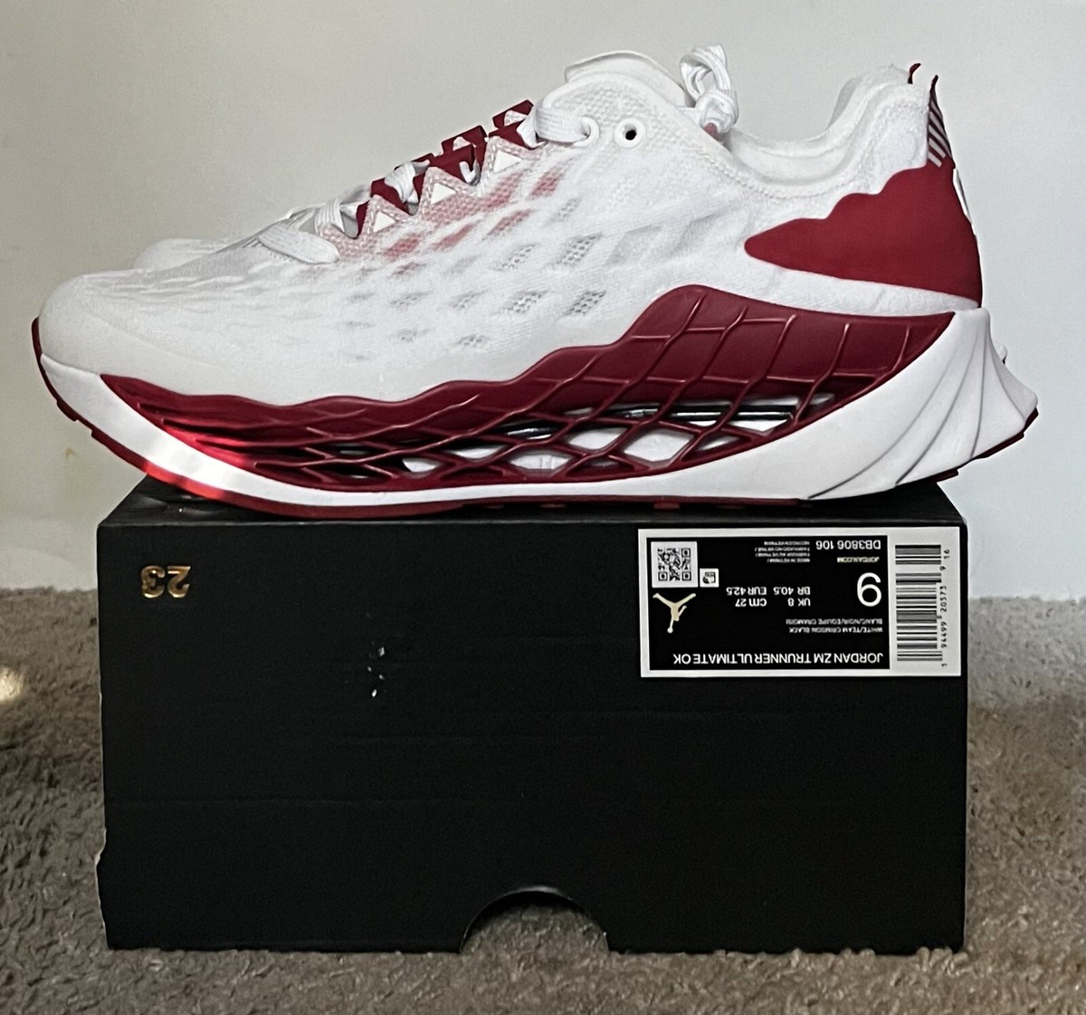 た*ろ様 NIKEジョーダンズームトランナーアルティメット 国内販売中/6月1日発売予定】ナイキ ジョーダン トランナー