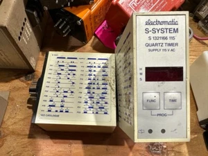 CARLO GAVAZZI S 1321166 115 QUARTZ TIMER  W75 - Picture 1 of 1