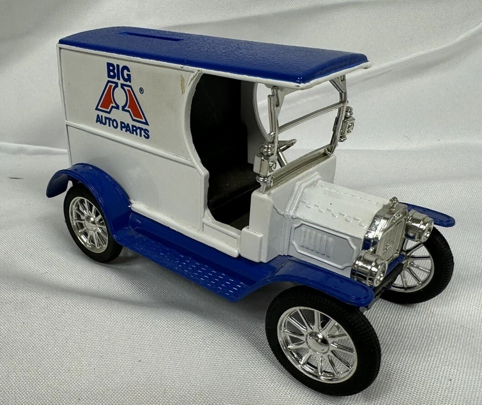 ERTL Big A Auto Parts 1912 Delivery Locking Car Bank #7 Die Cast Metal 1/25 1993 - Image 1 of 4
