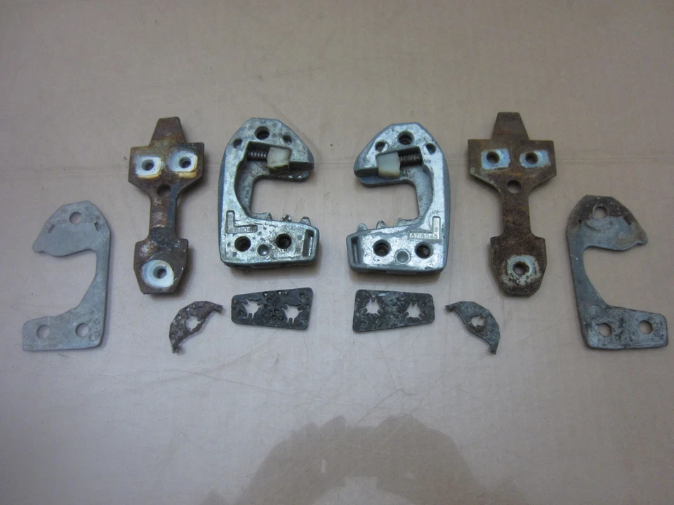 Trava de porta 1963 -1967 Chevrolet Chevy II Nova trava - Imagem 1 de 1