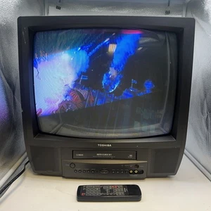 Toshiba MV19K1 19" TV/VCR Combo VHS Player w/ Remote Retro Gaming TV *Read* - Picture 1 of 7