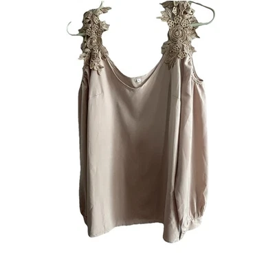 Movimiento Moderno Mujer Rosa con Bordado Cordones Axilas Tirantes Camisola S Foto 1 de 4