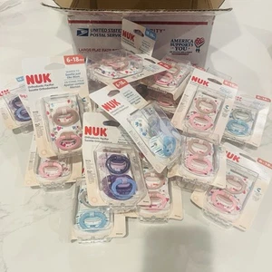Paquete de 23 unidades 2 chupetes NUK ortodoncia silicona libre de BPA variedad 6-18M 18-36M - Imagen 1 de 4