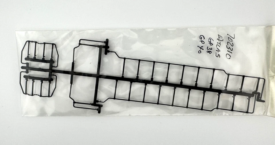 Juego de barandillas de plástico escala HO GP 38 y 40 Atlas 702310 Foto 1 de 1