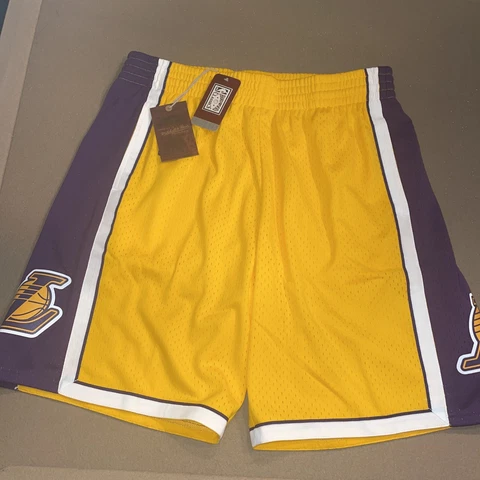 2009 Mitchell & Ness NBA Swingman Shorts Los Angeles Lakers Men Size Medium Cover