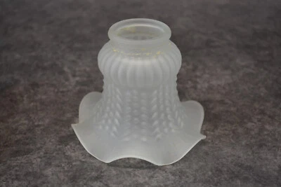 TULIPE VINTAGE EN VERRE MOULE PRESSE POUR LAMPE OU LUSTRE REF AP165 - Photo 1/4