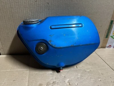 Tanque y tapa de depósito de aceite 67 Suzuki X6 T20 Hustler (1) OEM -W02 Foto 1 de 4