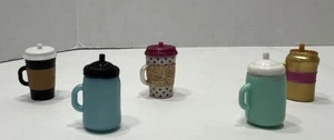 Lote de 5 botellas y tazas para muñecas LOL - Imagen 1 de 5