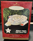 Ornement souvenir poinçon Star Trek Deep Space Nine U.S.S. Defiant neuf