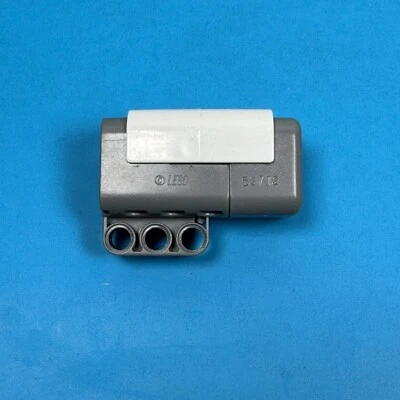 LEGO Mindstorms NXT Electric RGB Color Sensor Part #9694 from Set #8547 - Image 1 of 4