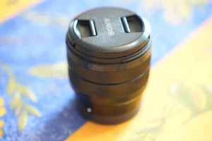 Sony E 10-18mm F/4 OSS Wide Angle Zoom Lens for E-Mount SEL1018 - Mint Condition - Picture 1 of 4