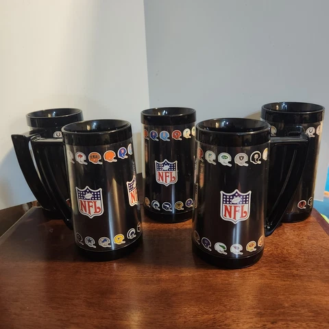 5X Vintage 1970’s NFL Team Football Plastic Mug Cup Thermo-Serv Oilers Redskins Cover