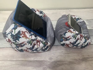 X2  DC Characters iPhone/ Phone Stand Tablet Kindle Desktop Tidy Cushion Gift - Picture 1 of 4
