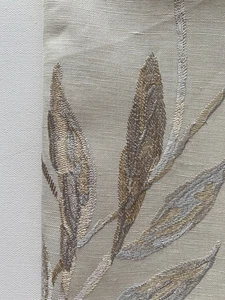Groundworks Axis Floral Beige Grey  Fabric Remnant 24"x24" - Picture 1 of 4