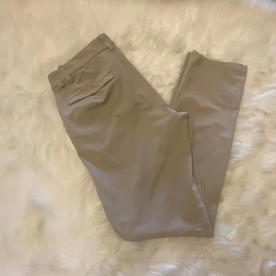 Pantalón chino Lululemon Commission calce clásico Warpstreme bronceado caquis para hombre 34x33 Foto 1 de 4