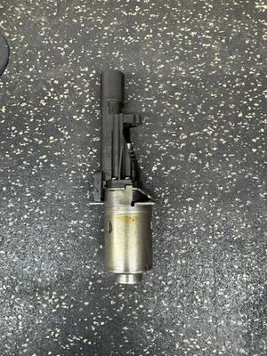 Actuador de motor Valvetronic 11-17 BMW E90 E92 F10 F30 N55 335i 535i OEM Foto 1 de 4